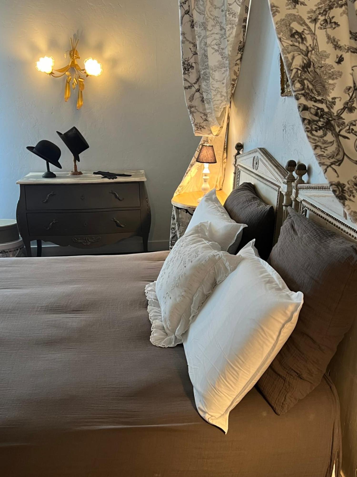 Chambre D'Hotes Madame Branges  Δωμάτιο φωτογραφία
